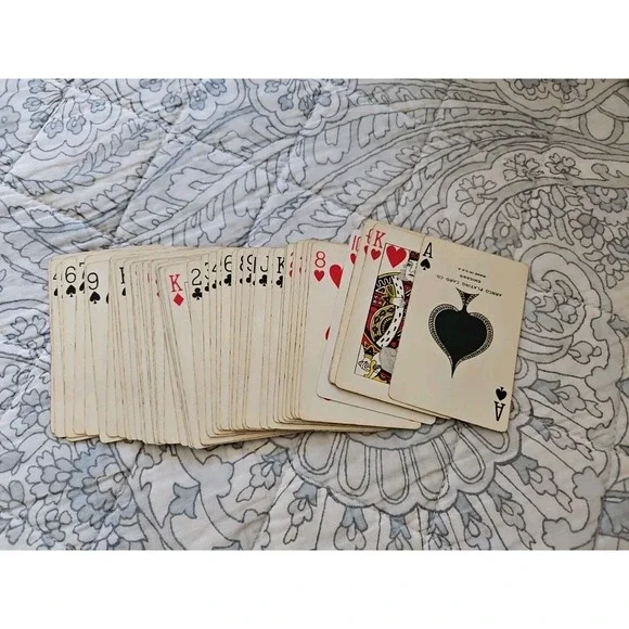 Esquire 1945 2 decks Pinup Playing Cards, NO JOKERS